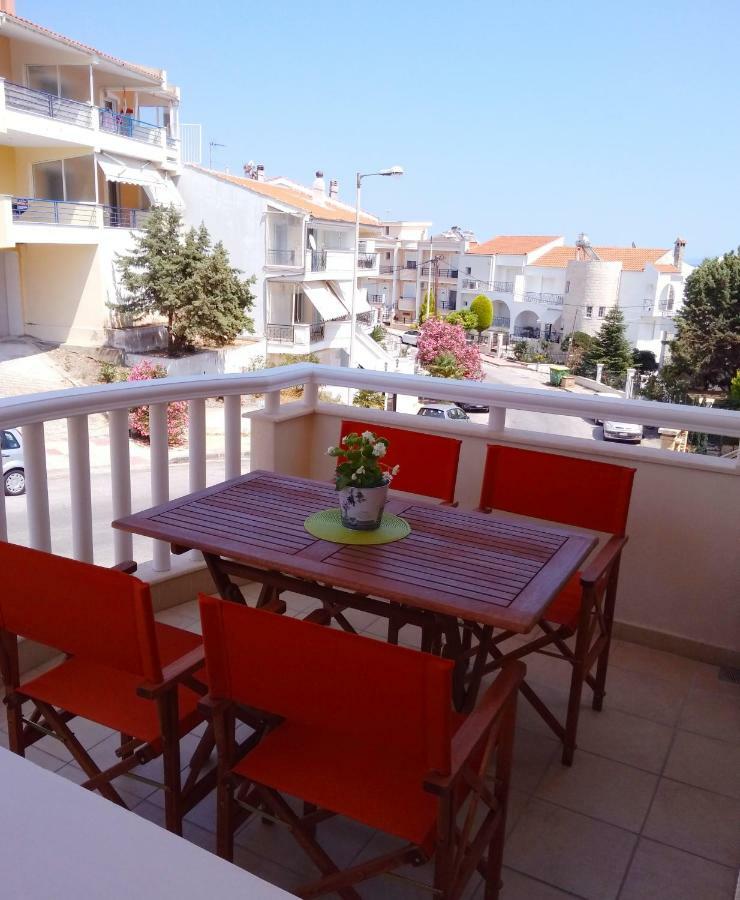 Iris Deluxe Suites 2 Кавала Экстерьер фото