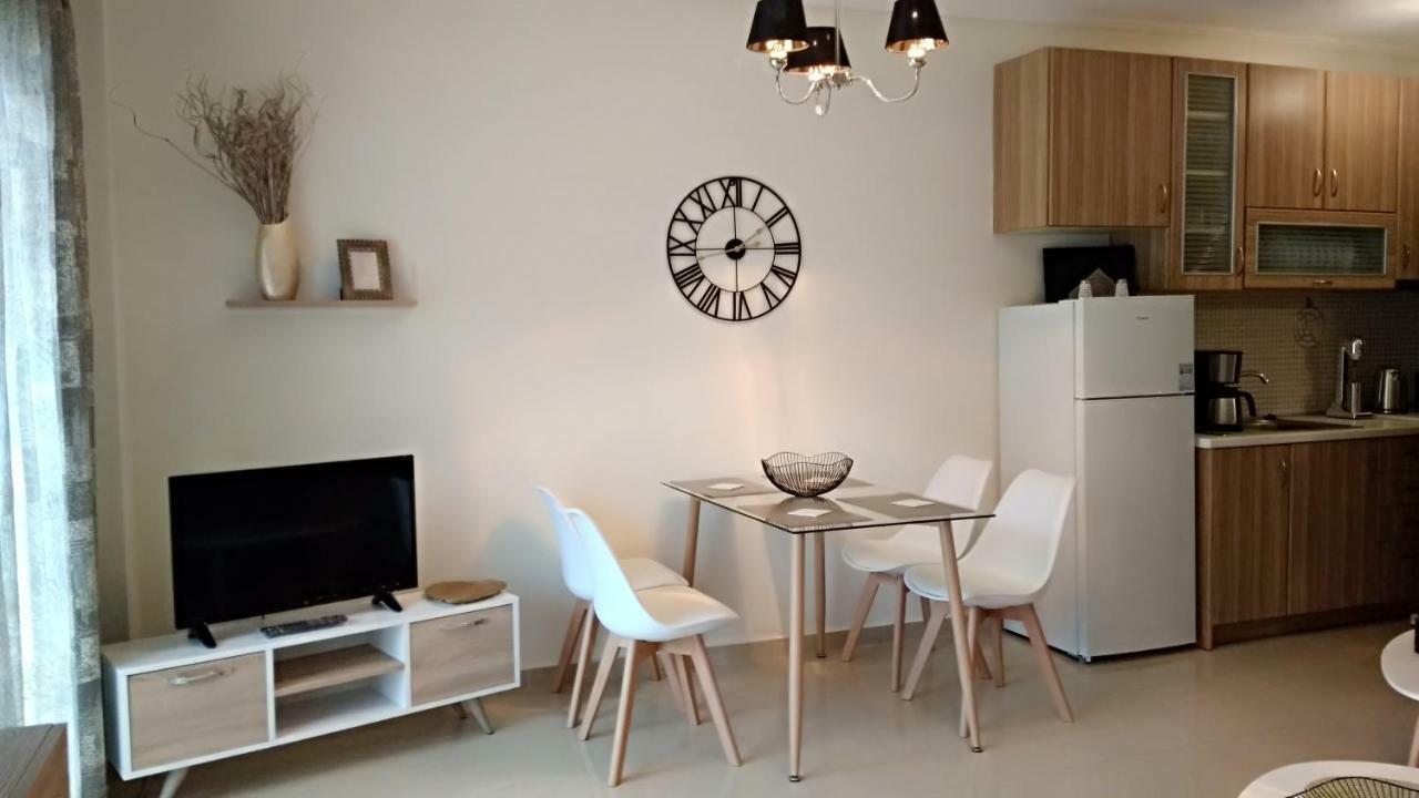 Iris Deluxe Suites 2 Кавала Экстерьер фото