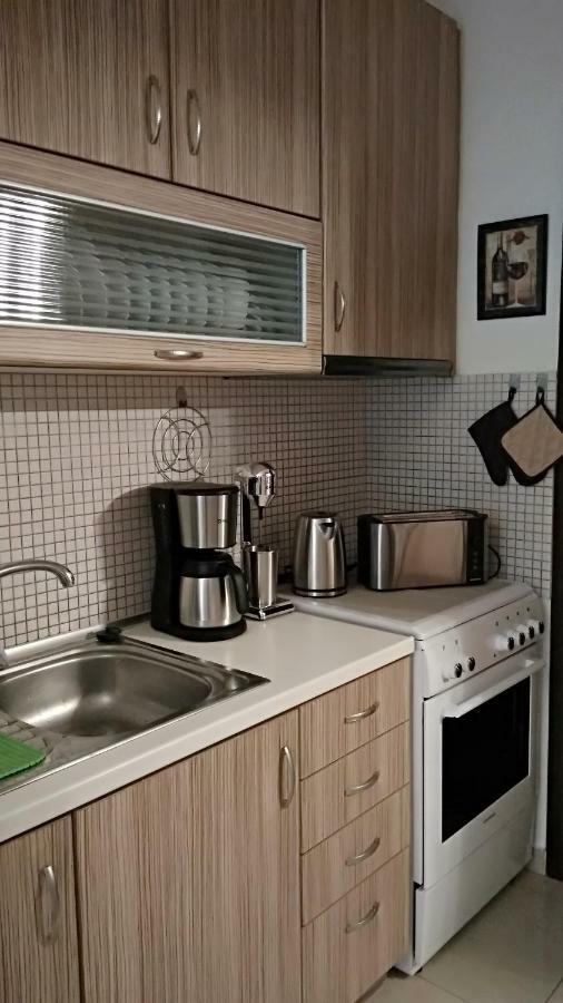 Iris Deluxe Suites 2 Кавала Экстерьер фото
