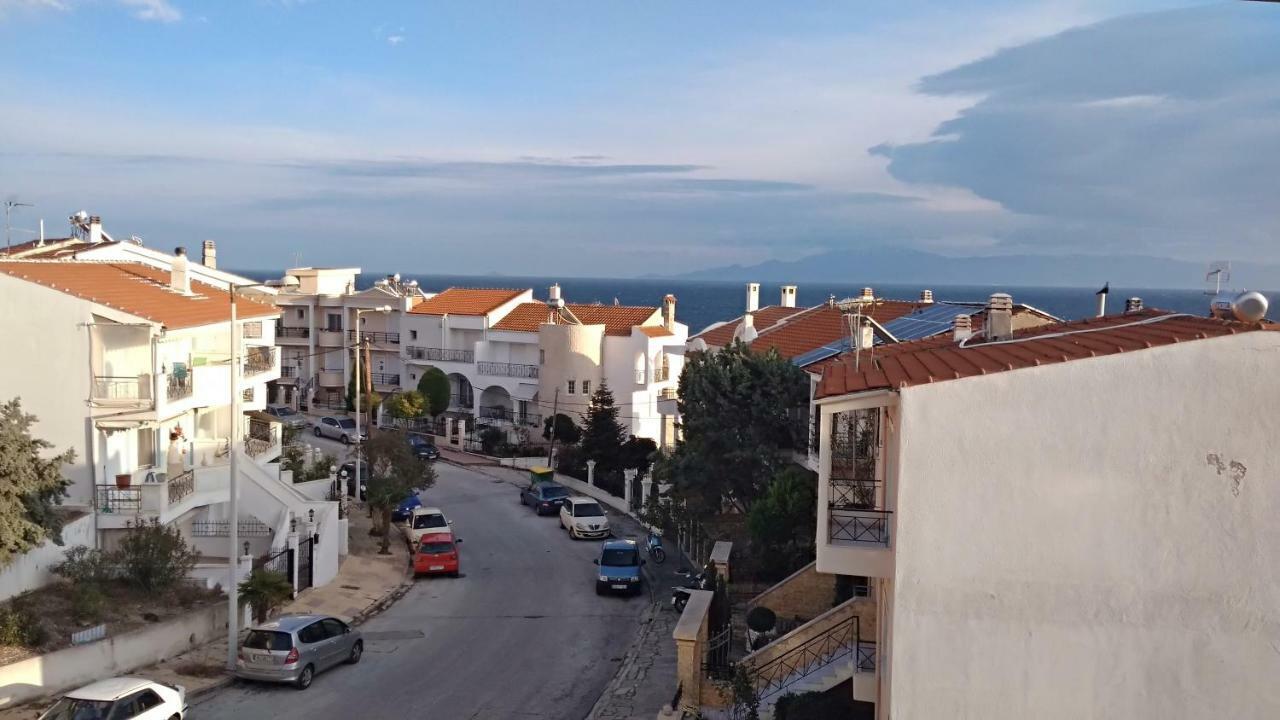 Iris Deluxe Suites 2 Кавала Экстерьер фото